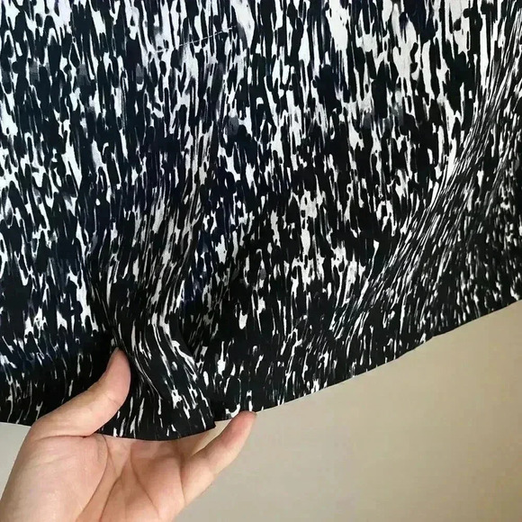 Mural Gray White Abstract Print Cape Blazer XS - Picture 9 of 13